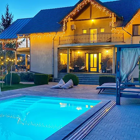 Orchard Villa-3